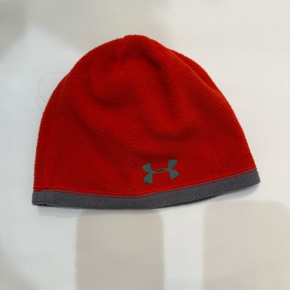 Under Armour Kids Red and Gray Fleece Beanie